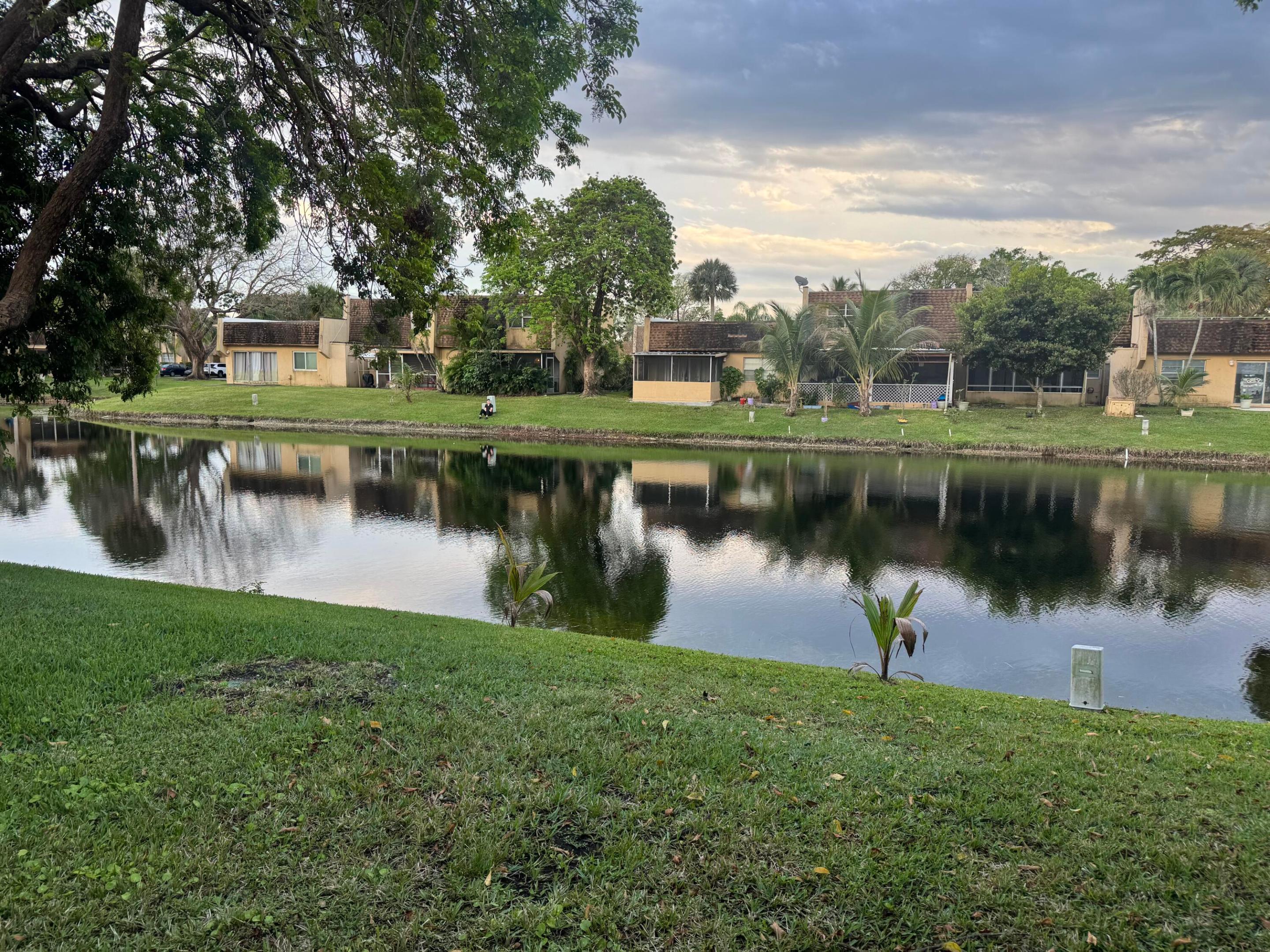 WELLEBY TOWNHOME 1 CONDO - Residential Lease