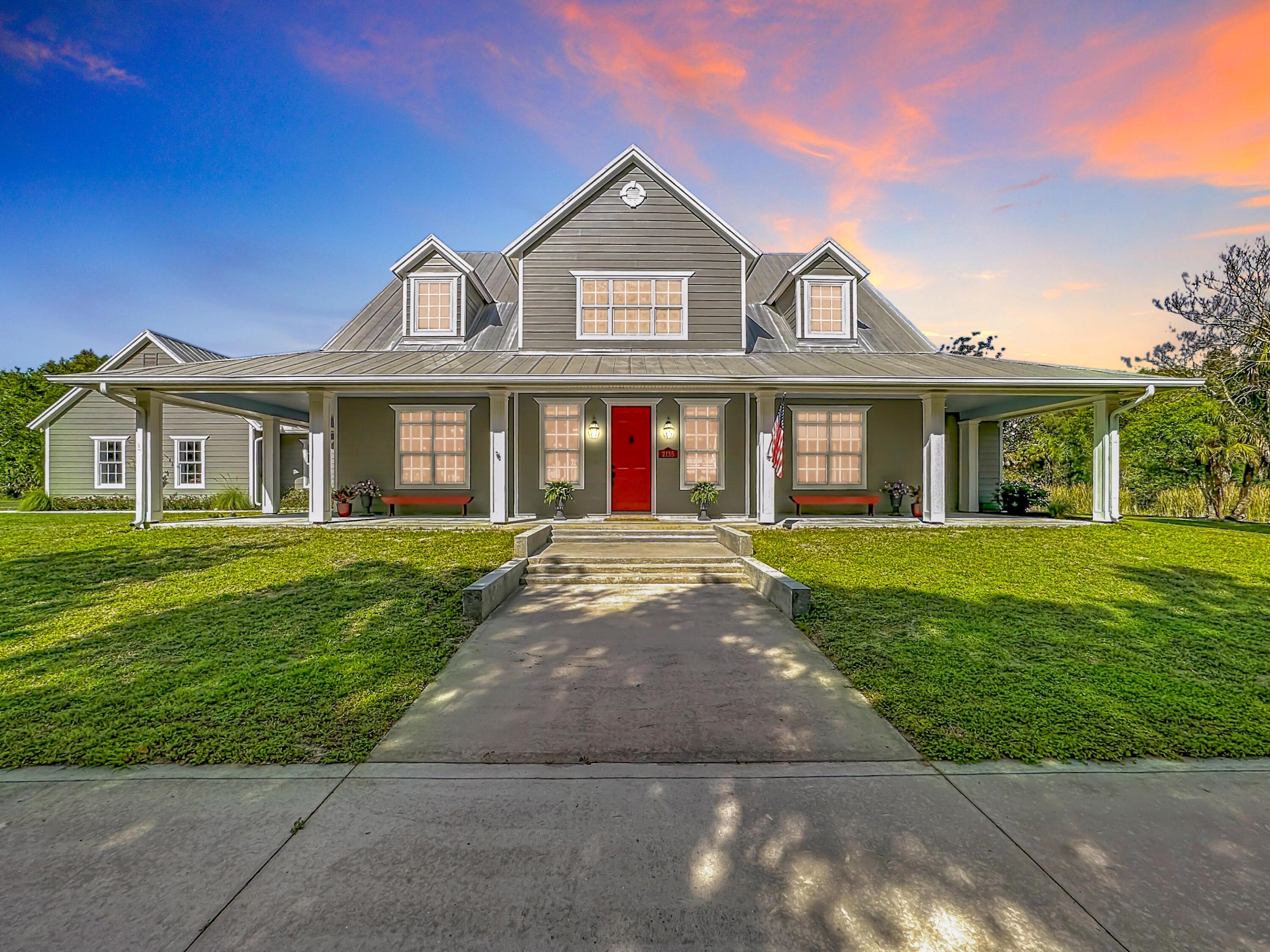 TRAILS END - Residential