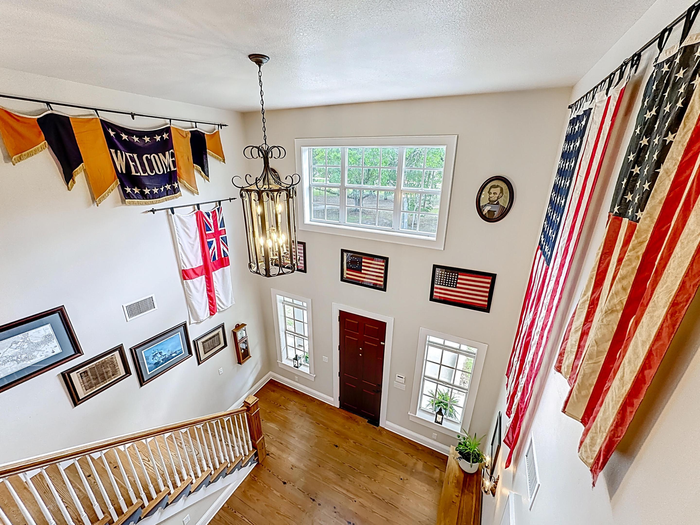 TRAILS END - Residential