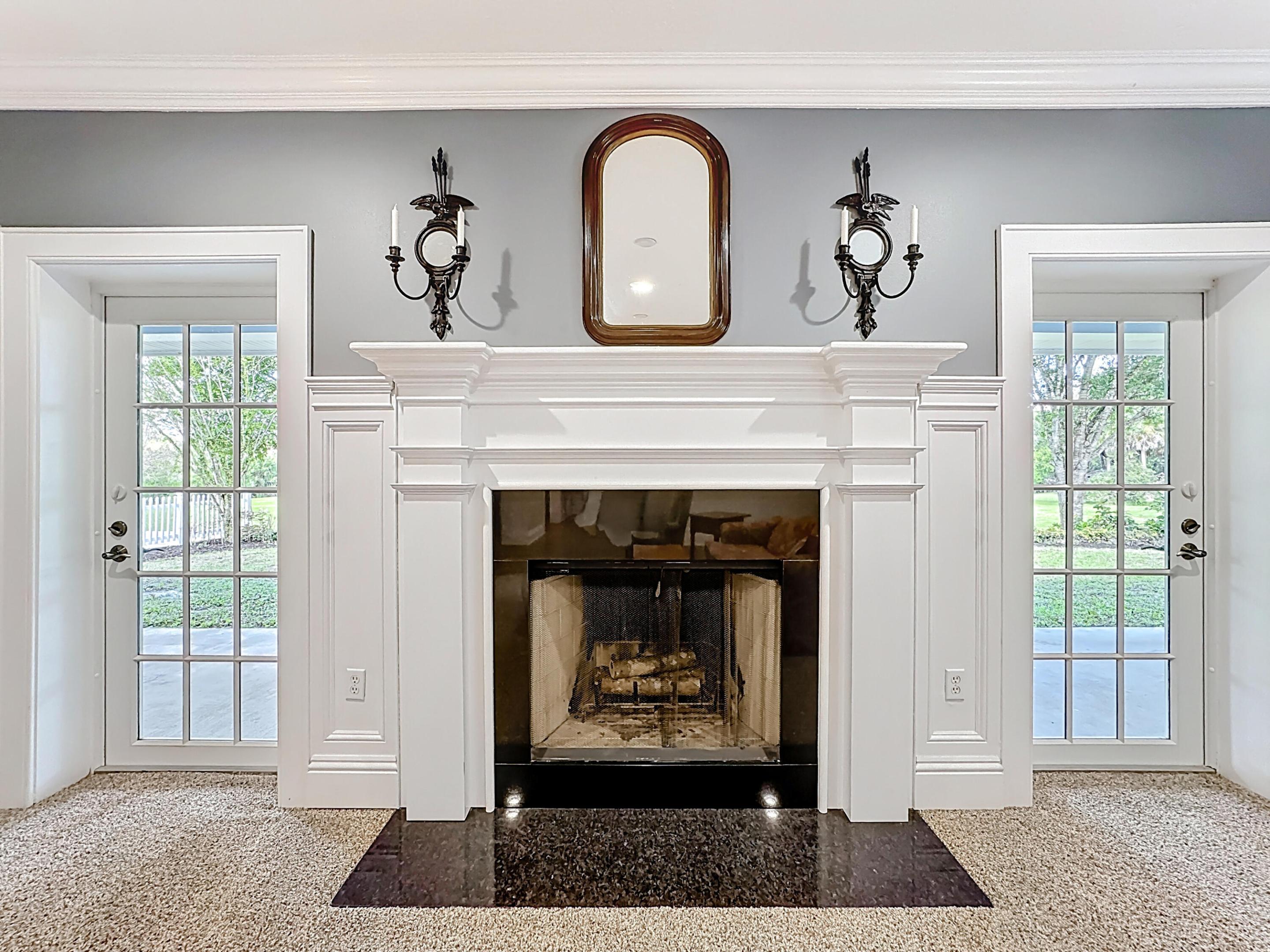 TRAILS END - Residential