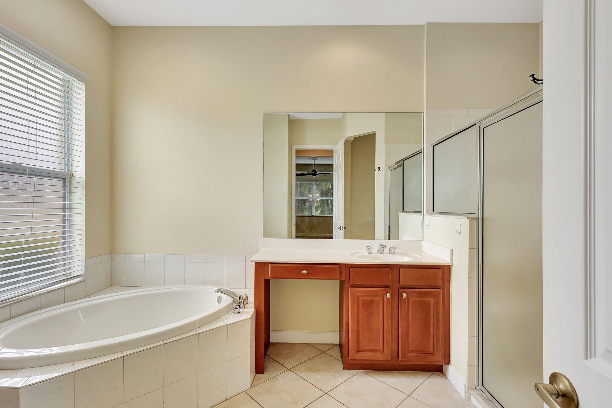 MAIDSTONE - Residential Lease