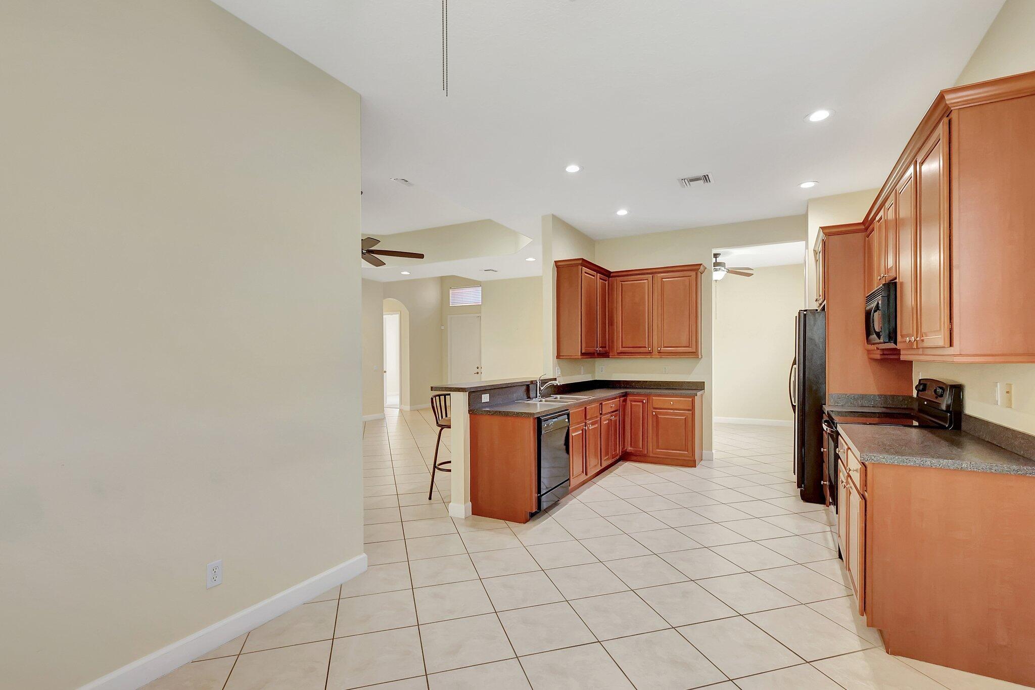 MAIDSTONE - Residential Lease