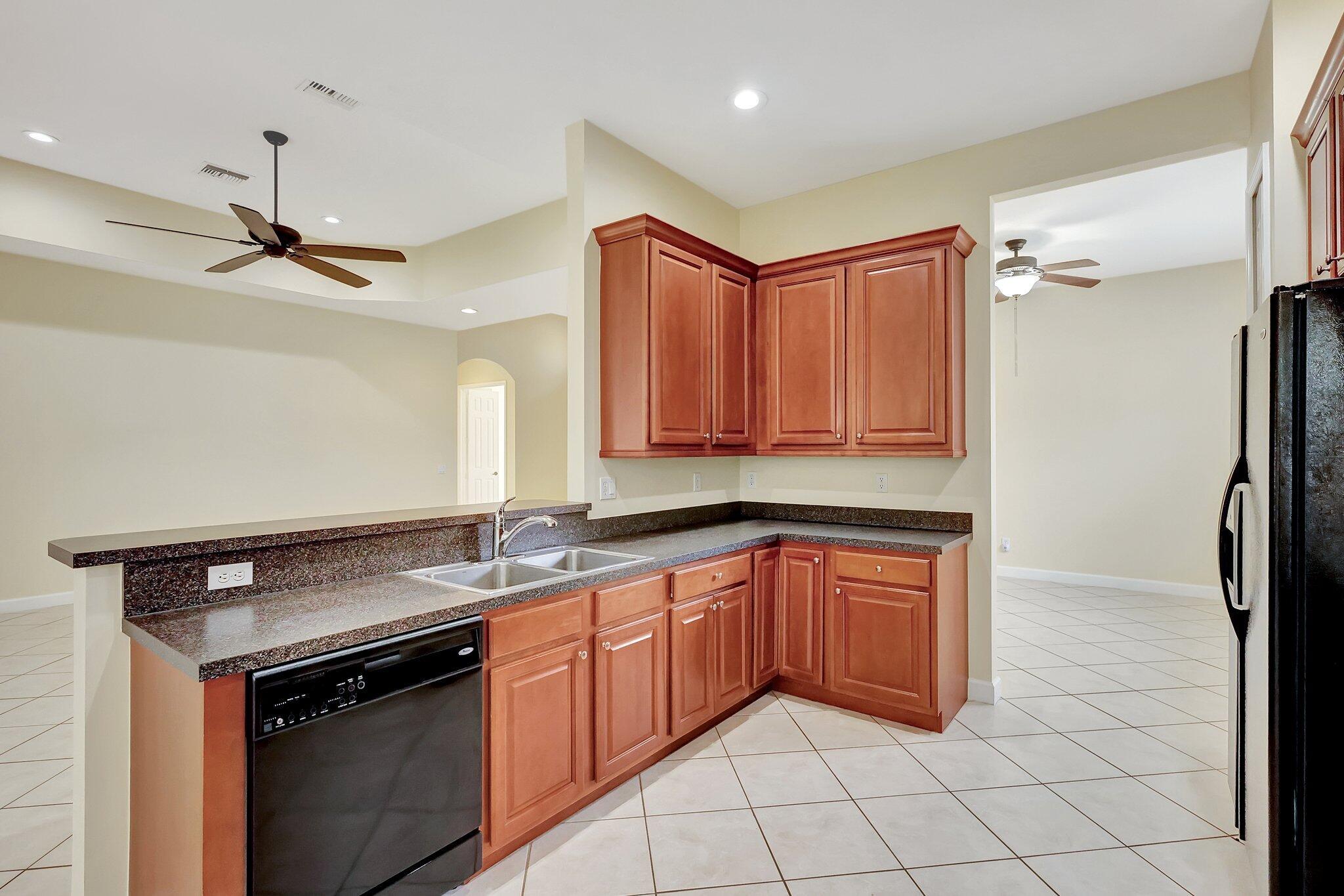 MAIDSTONE - Residential Lease