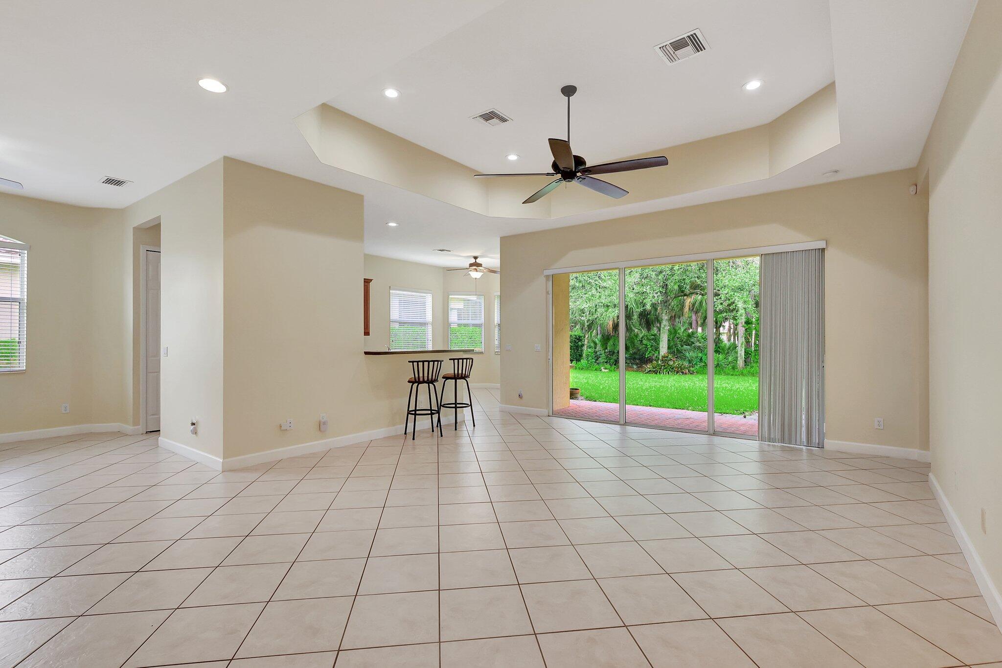 MAIDSTONE - Residential Lease