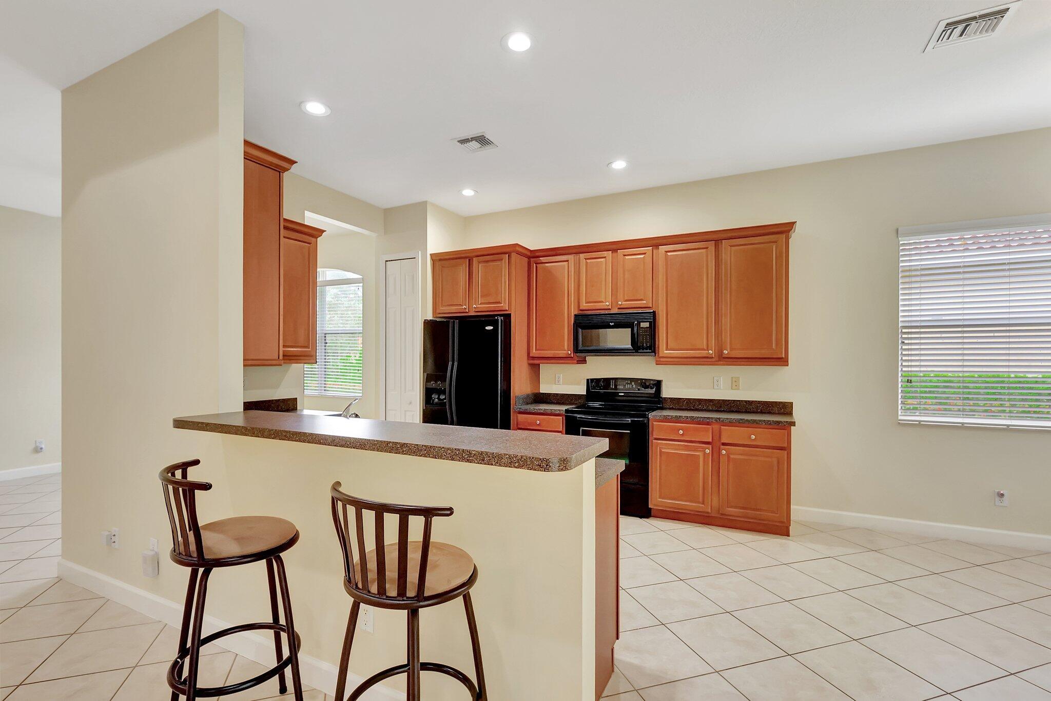 MAIDSTONE - Residential Lease