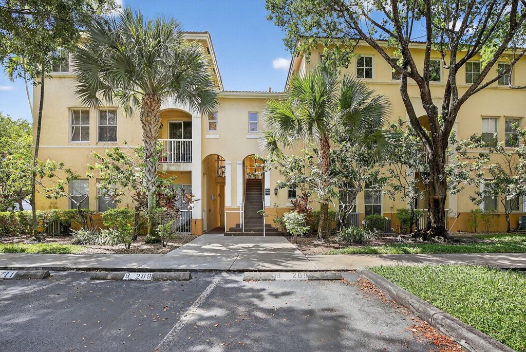 Photo of 110 Jacaranda Country Club Drive #104, Plantation, FL 33324 (MLS # F10523988)