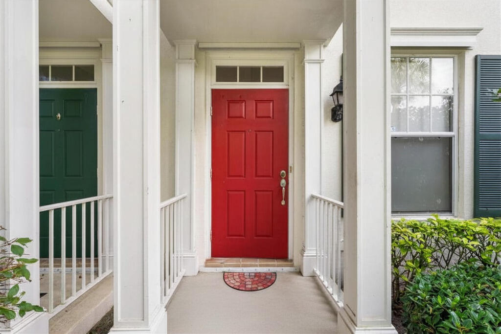 332 Legare Court