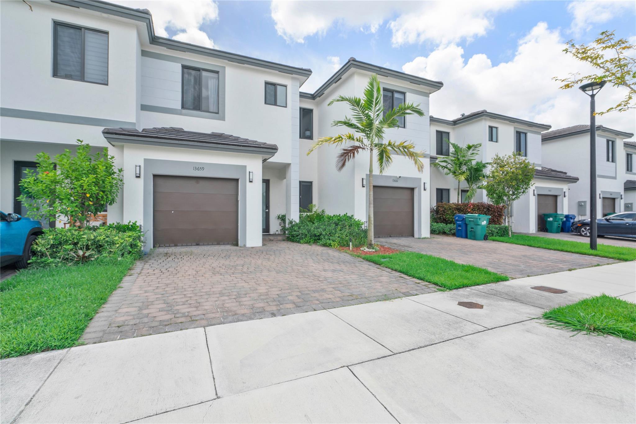New, modern, spacious, and a low HOA! Located the heart of Kendall, this 3 bed 3.5 bath 2023 townhome lives like a new house with almost 1950 sqft of interior living. Perfect for entertaining, with a formal living room, dining room, family room, and a european inspired kitchen. Sleek stainless steel appliances, quartz counter tops, and even a pantry. Outside you have a private patio with east exposure, perfect to cool off on a hot summer night. Primary suite with 2 walk in closets, private balcony, and spa-like bathroom. 2 spacious guest rooms with large closets and their own bathrooms.
Located right off of SW 136, easy access to publix, shops, entertainment, expressway and turnpike. Zoned for A rated schools. Rentals: 30 day minimum 2 per year. Pets: 2 pets with 30lbs each max.