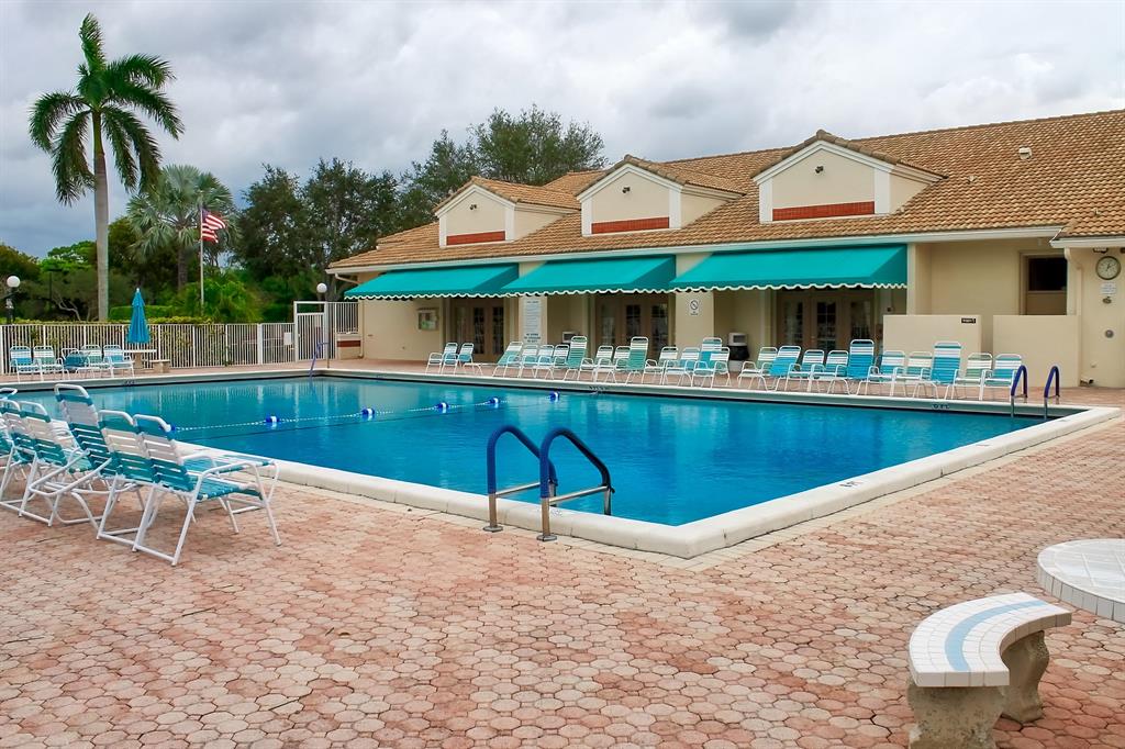 PALM SHORE /WINDWARD PALM - Residential