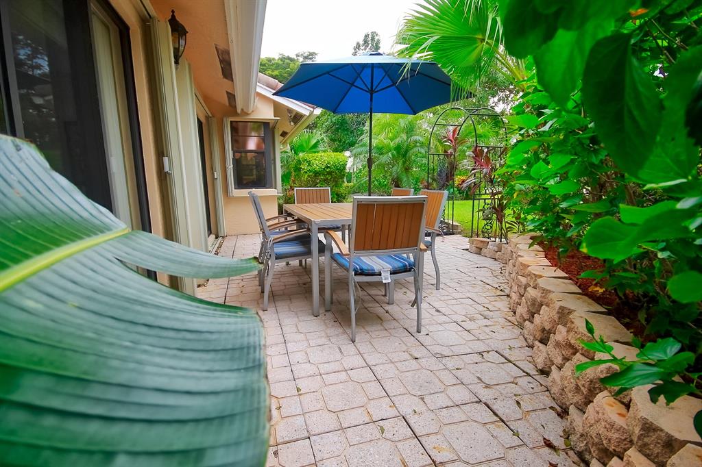 PALM SHORE /WINDWARD PALM - Residential