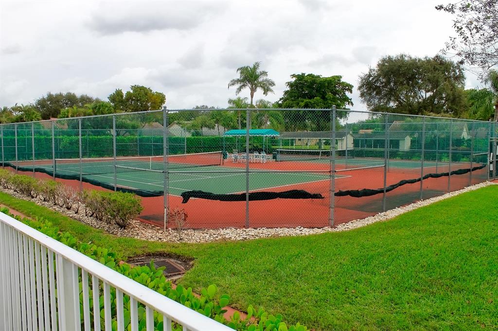 PALM SHORE /WINDWARD PALM - Residential