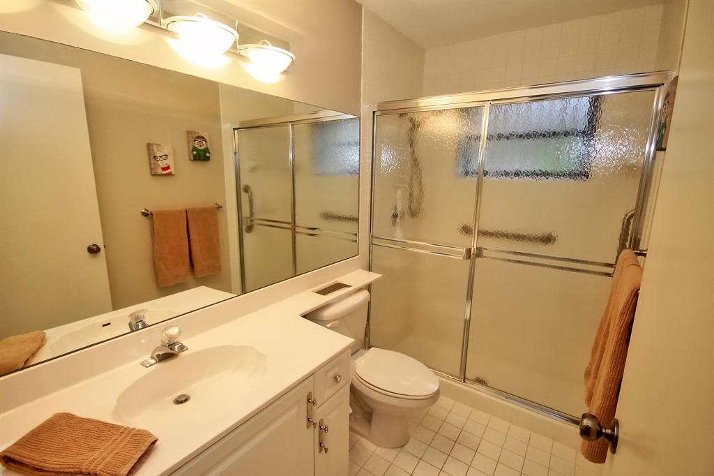 PALM SHORE /WINDWARD PALM - Residential