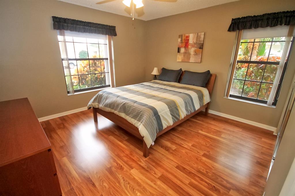 PALM SHORE /WINDWARD PALM - Residential