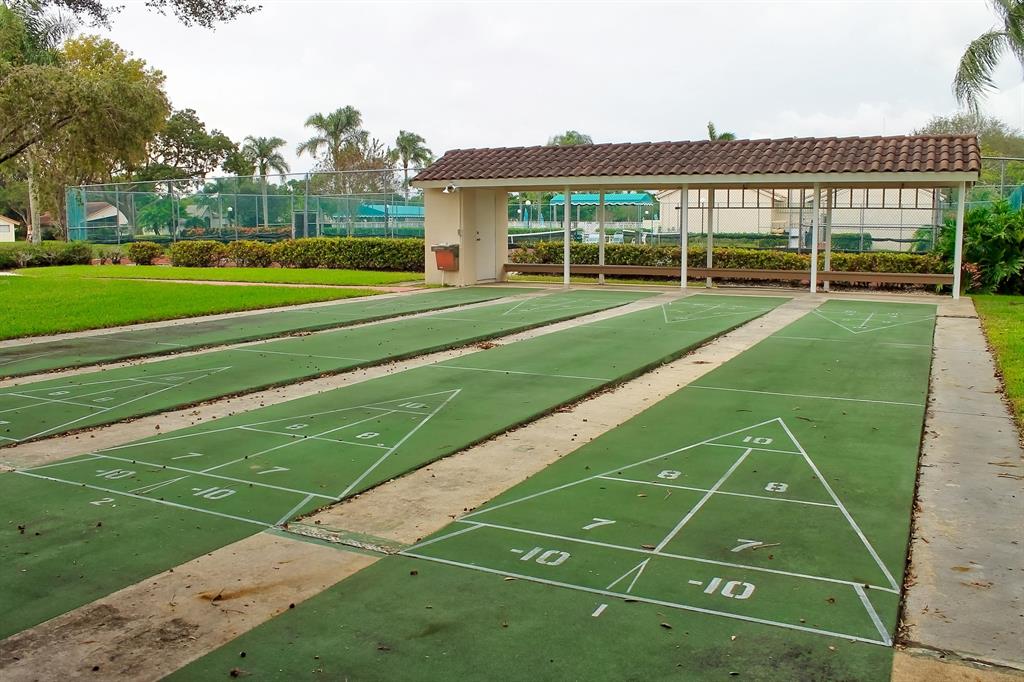 PALM SHORE /WINDWARD PALM - Residential