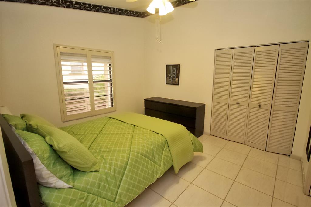 PALM SHORE /WINDWARD PALM - Residential