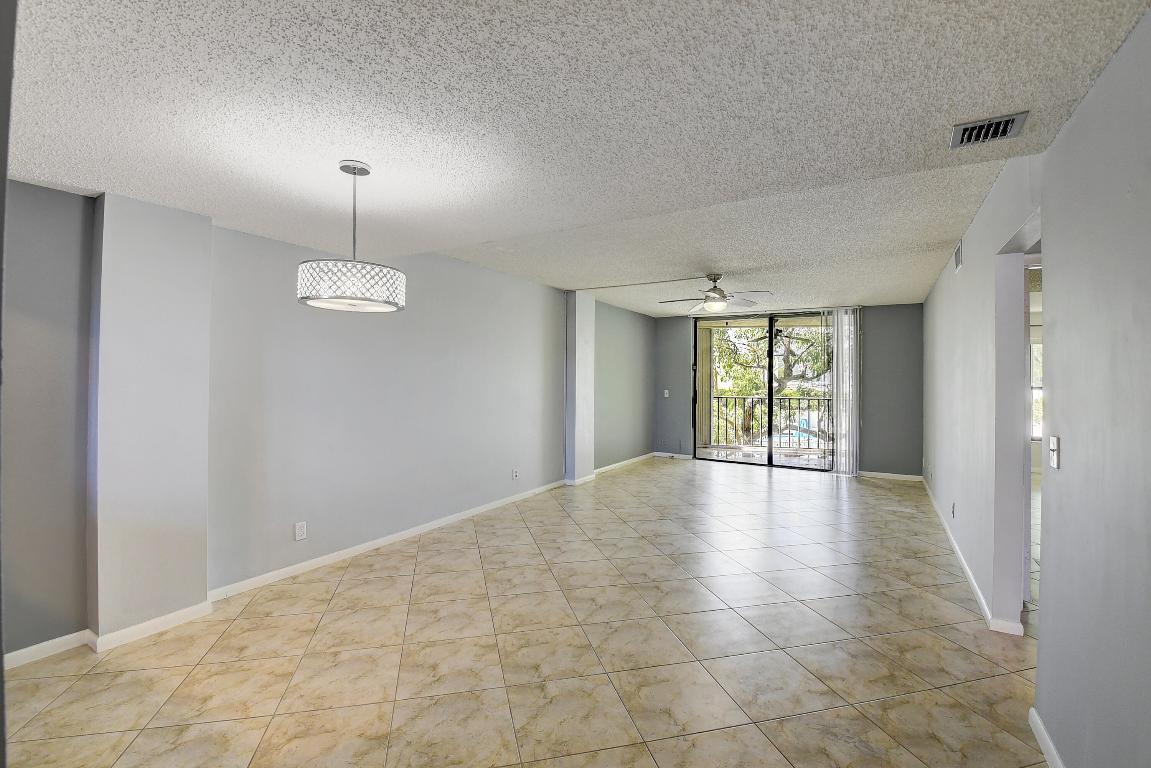 HIDDEN HARBOUR OF THE PALM BEACHES CONDO - Residential