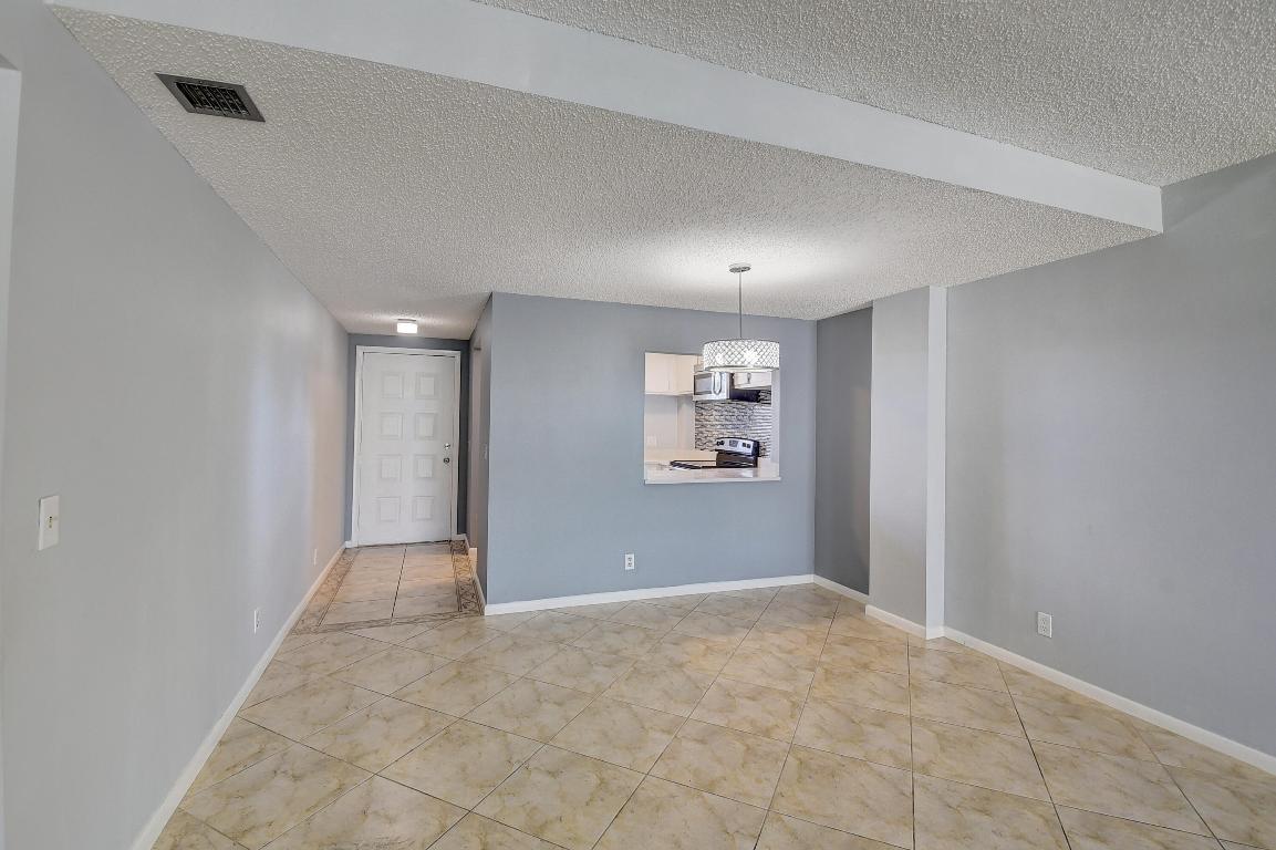 HIDDEN HARBOUR OF THE PALM BEACHES CONDO - Residential