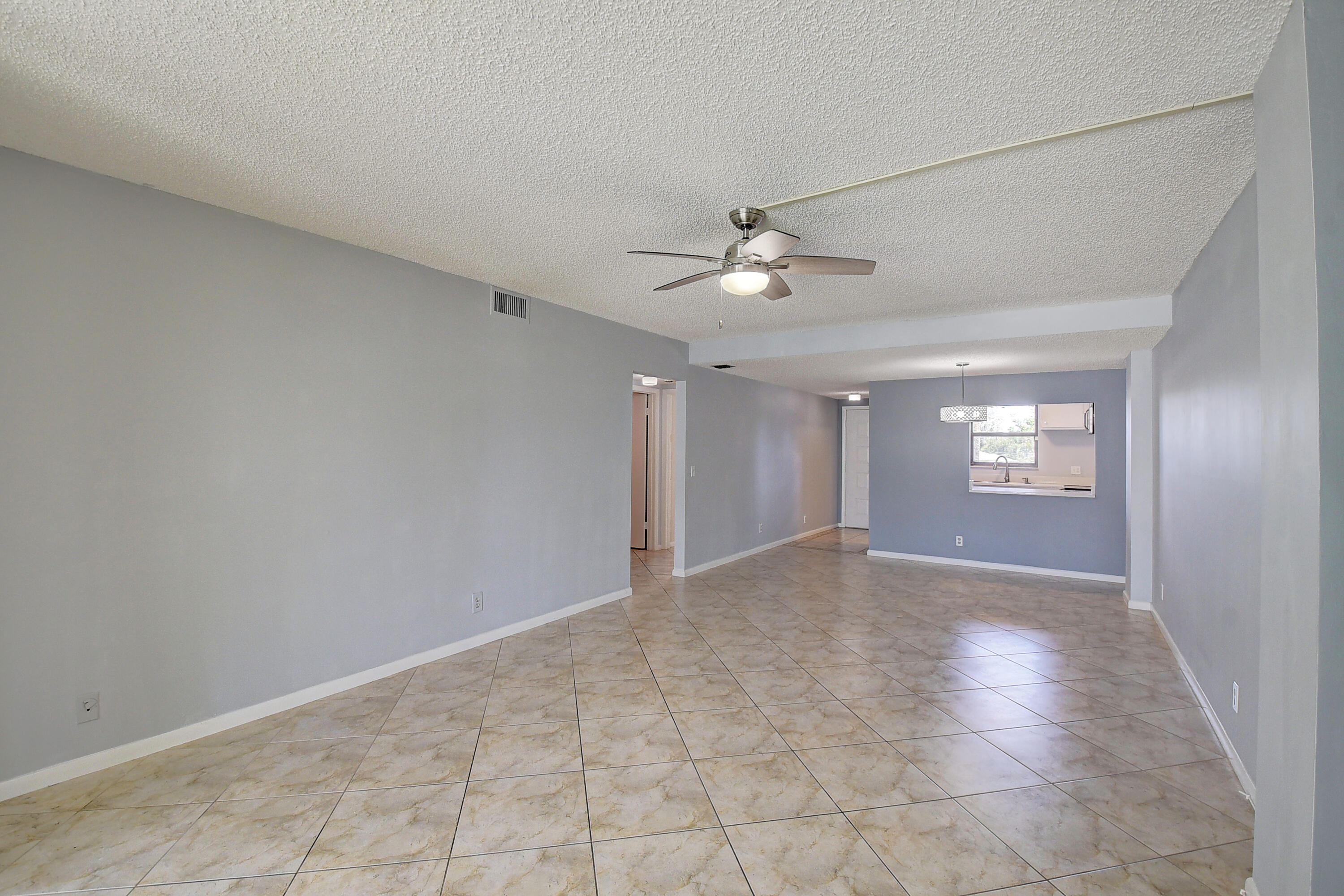 HIDDEN HARBOUR OF THE PALM BEACHES CONDO - Residential