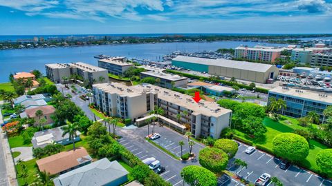 890 N Federal Highway 206 Lantana FL 33462