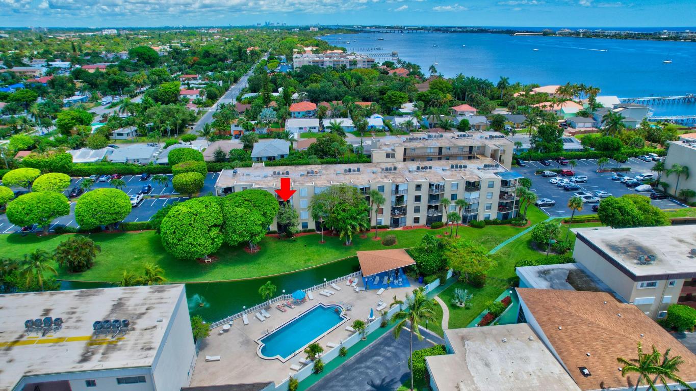 HIDDEN HARBOUR OF THE PALM BEACHES CONDO - Residential
