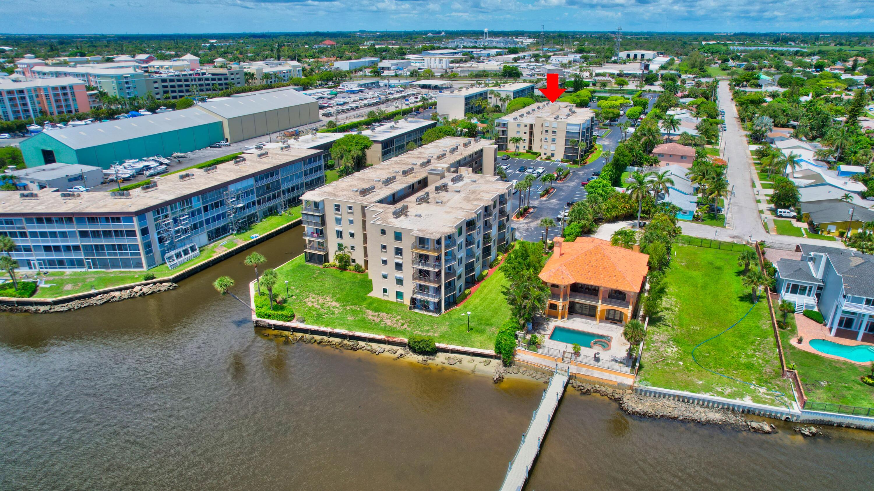 HIDDEN HARBOUR OF THE PALM BEACHES CONDO - Residential