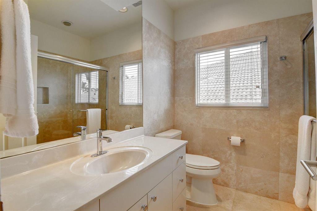 HAMILTON PLACE - Residential