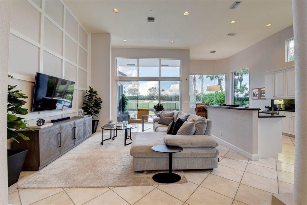 HAMILTON PLACE - Residential