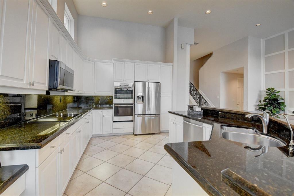 HAMILTON PLACE - Residential