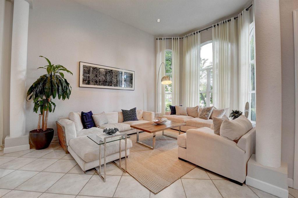 HAMILTON PLACE - Residential