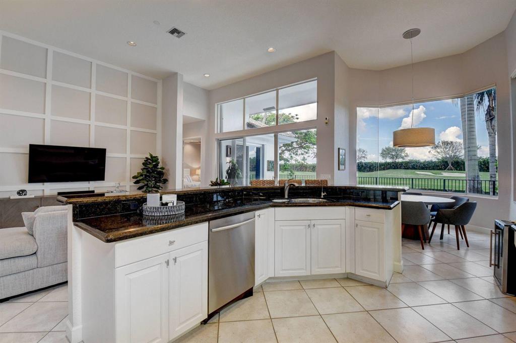 HAMILTON PLACE - Residential