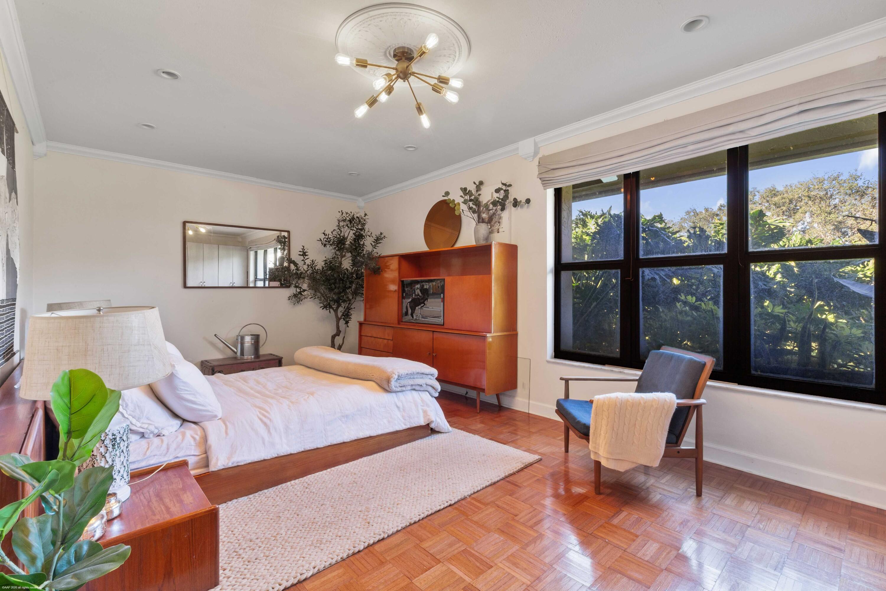 PALM BEACH POINT - Residential