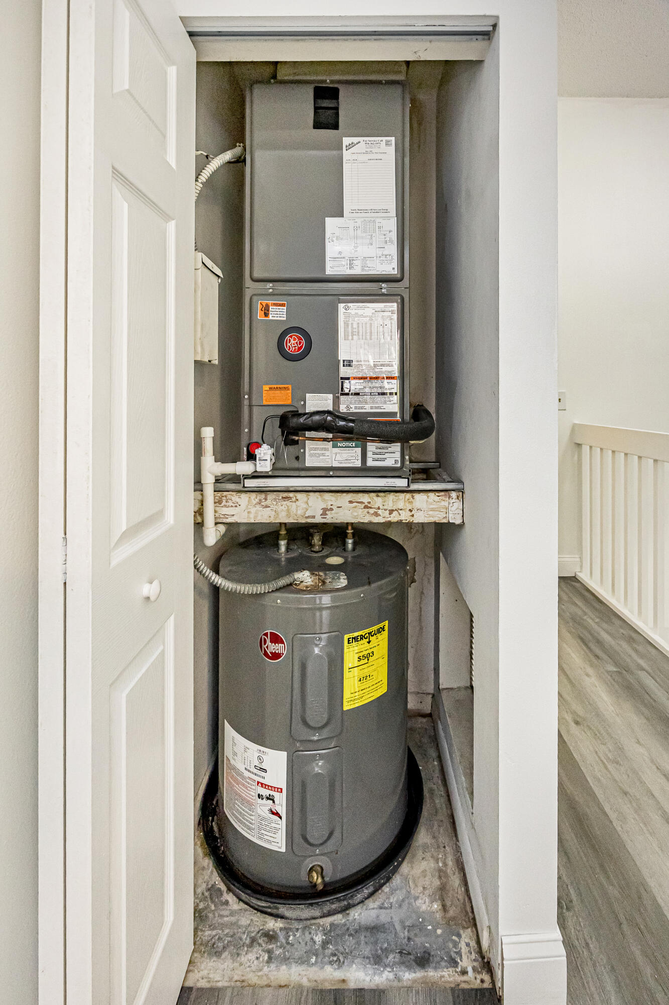 GOLDEN RAINTREE IV-B CONDO - Residential