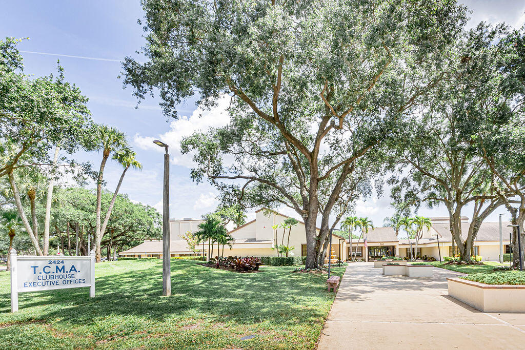 GOLDEN RAINTREE IV-B CONDO - Residential