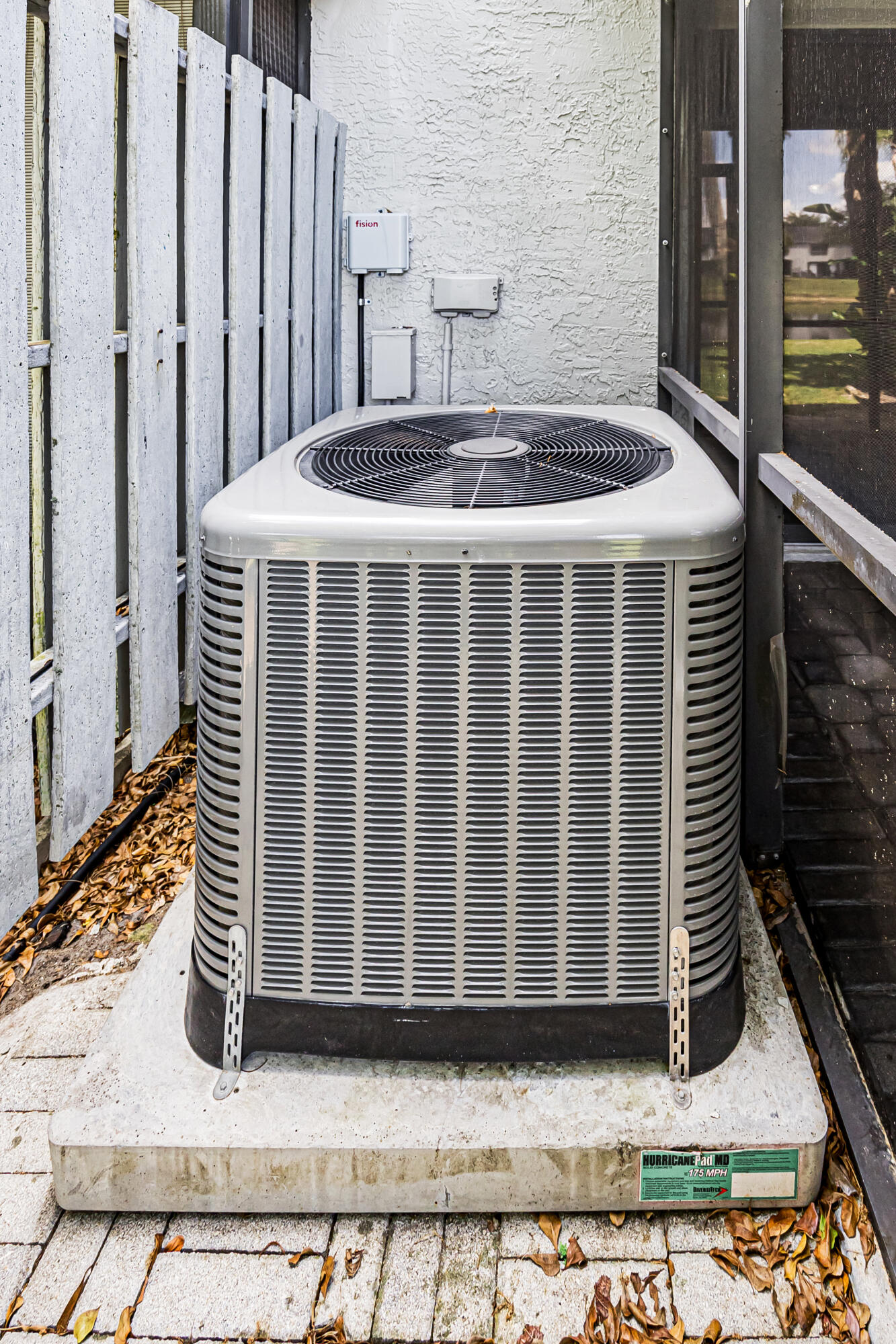 GOLDEN RAINTREE IV-B CONDO - Residential