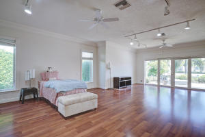 ROYAL PALM YACHT & COUNTR - Residential