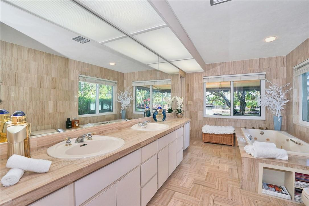 North Ridge 30-32 B - Residential