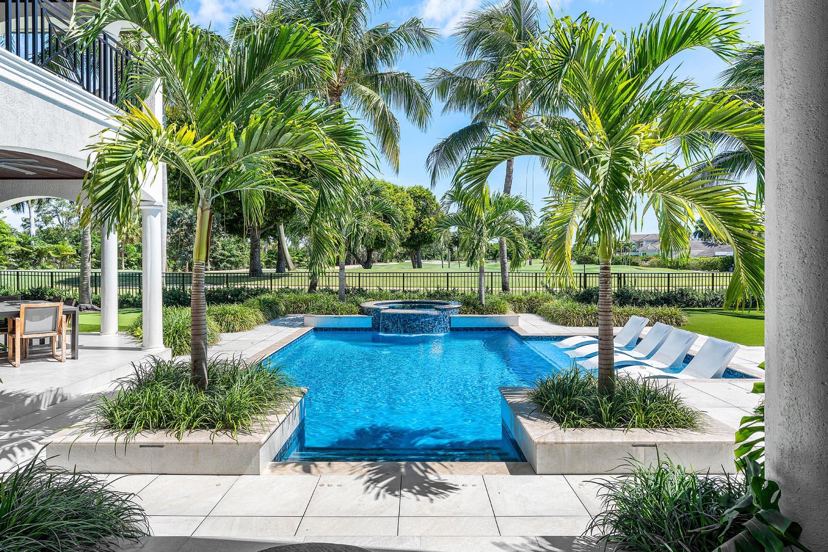 ROYAL PALM YACHT & COUNTR - Residential