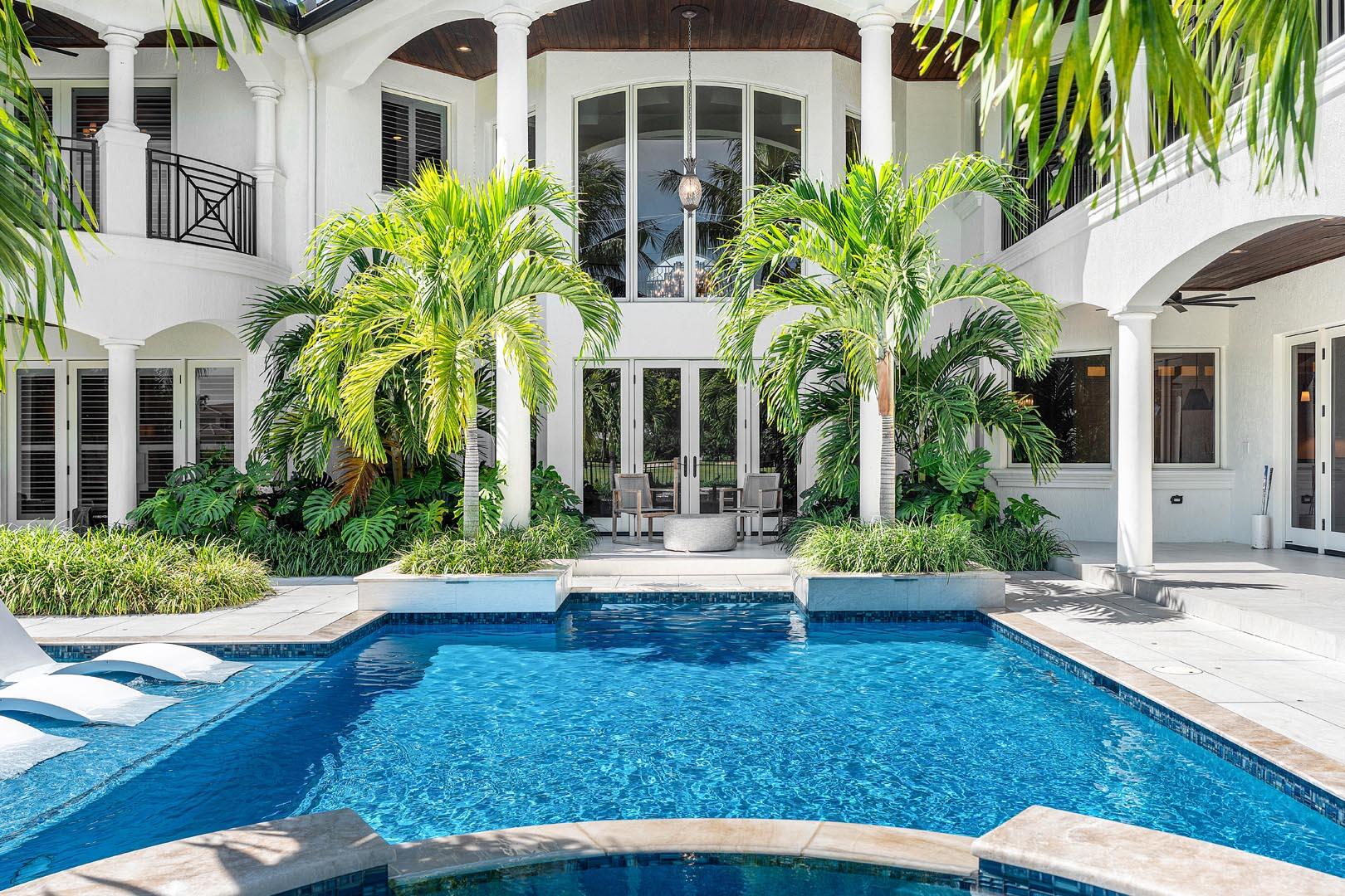 ROYAL PALM YACHT & COUNTR - Residential