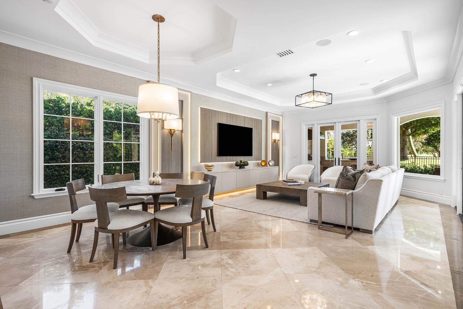 ROYAL PALM YACHT & COUNTR - Residential