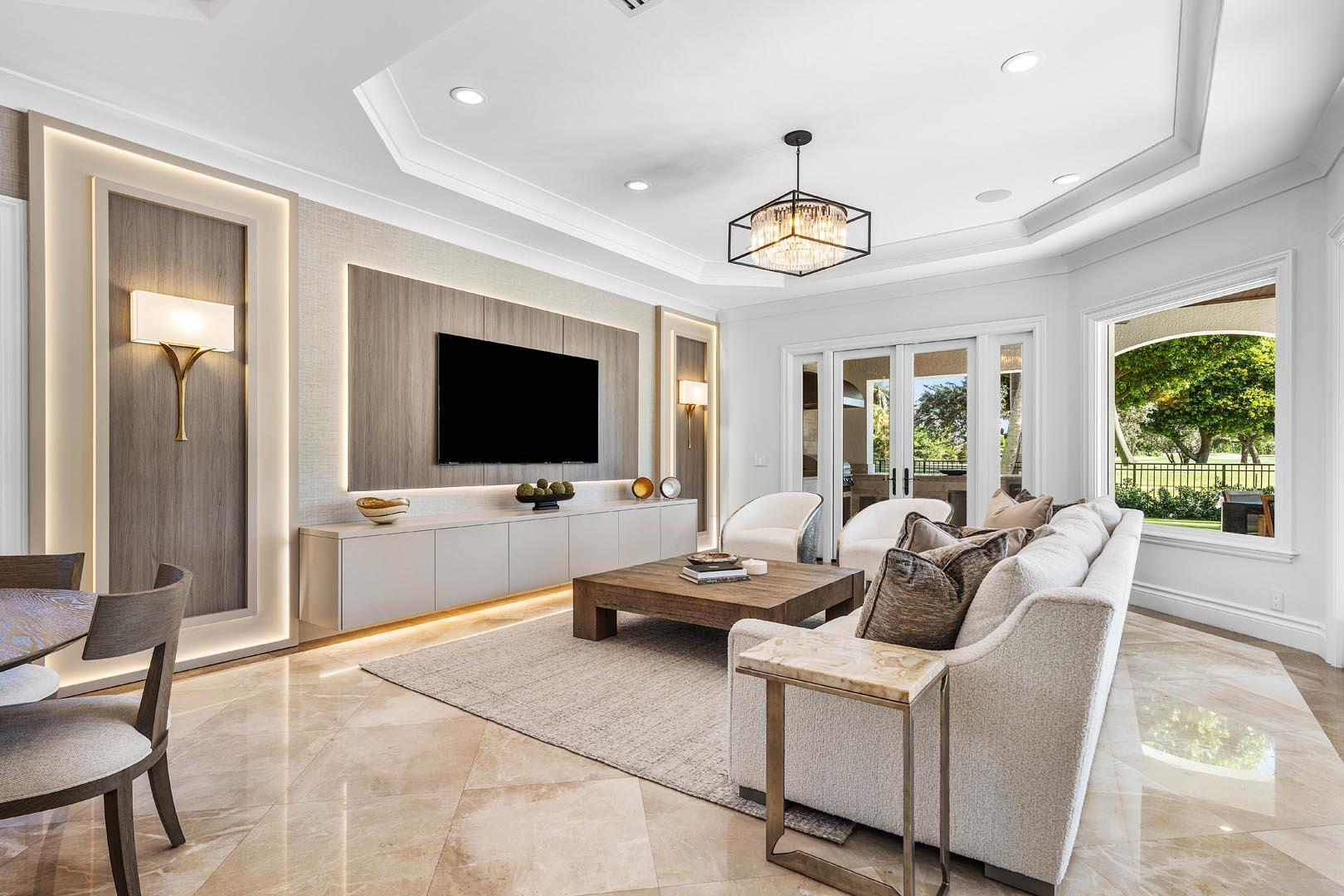 ROYAL PALM YACHT & COUNTR - Residential