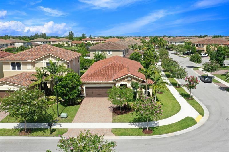 Debuys 180-147 B - Residential Lease