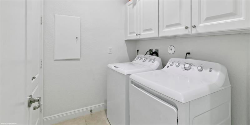 Debuys 180-147 B - Residential Lease