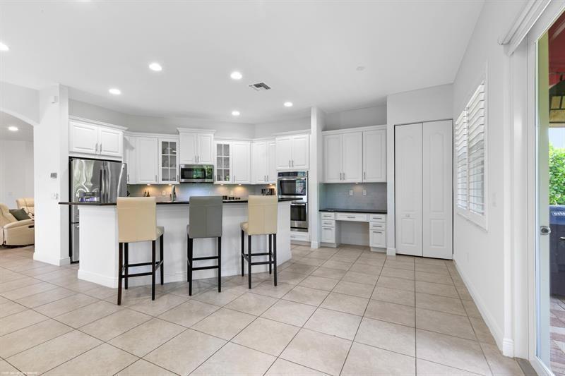 Debuys 180-147 B - Residential Lease