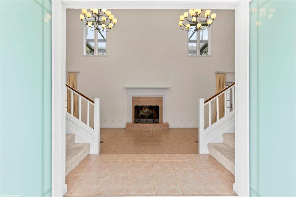 GOMEZ GRANT W/O RVR - Residential