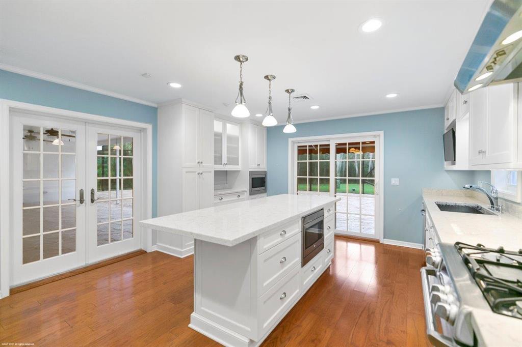 GOMEZ GRANT W/O RVR - Residential