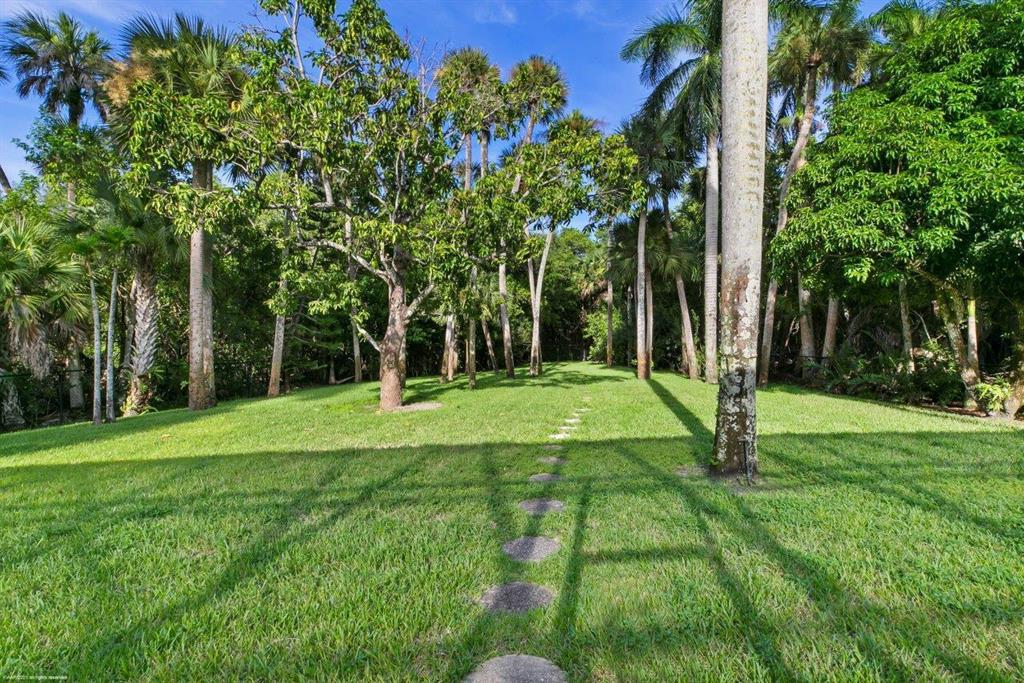 GOMEZ GRANT W/O RVR - Residential