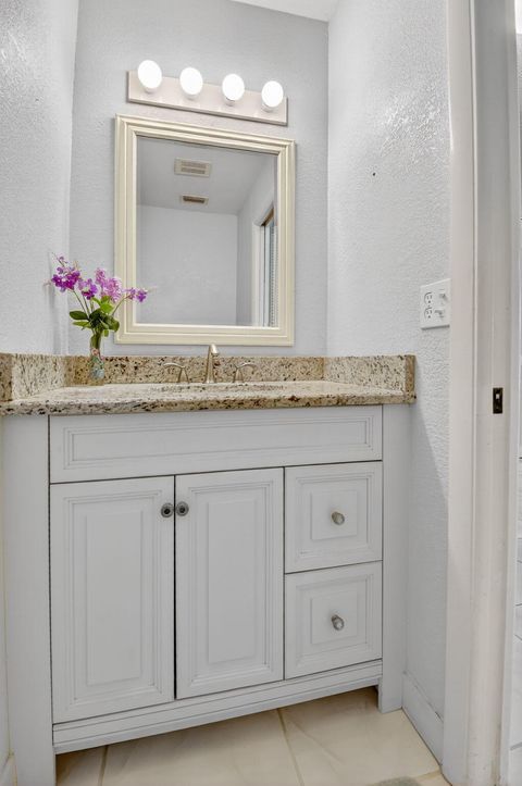 Tiny photo for 676 Laconia Circle #B, Lake Worth, FL 33467 (MLS # R11148344)