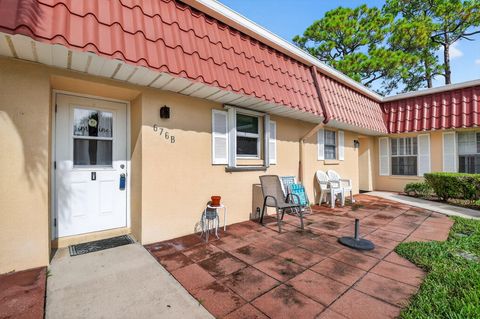 Tiny photo for 676 Laconia Circle #B, Lake Worth, FL 33467 (MLS # R11148344)