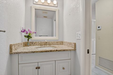 Tiny photo for 676 Laconia Circle #B, Lake Worth, FL 33467 (MLS # R11148344)