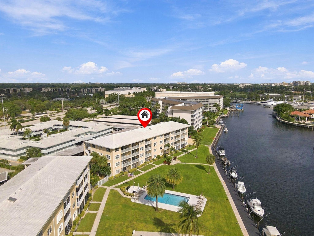 Photo of 330 N FEDERAL Highway #108, Deerfield Beach, FL 33441 (MLS # B26091485)